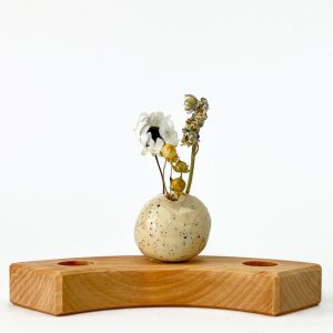 Bolvaasje wit met spikkels steker