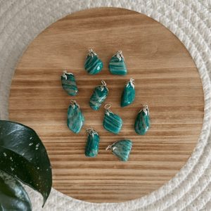 Amazoniet edelsteen hanger – Kalmte & Communicatie